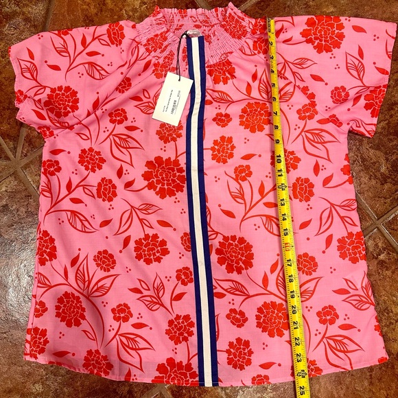 THML Floral Pink and Red Blouse NWT stripe trendy - Picture 7 of 7